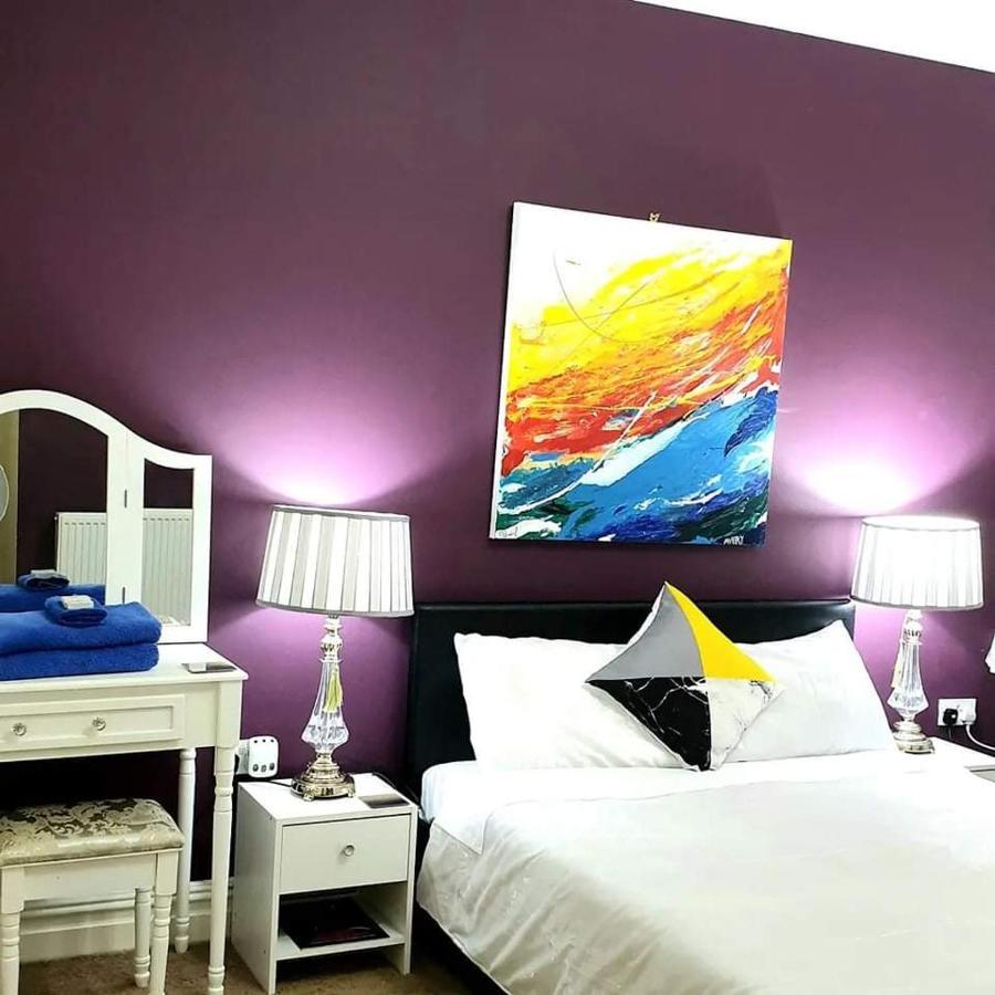 Gabriel Guesthouse Rhyl Bagian luar foto